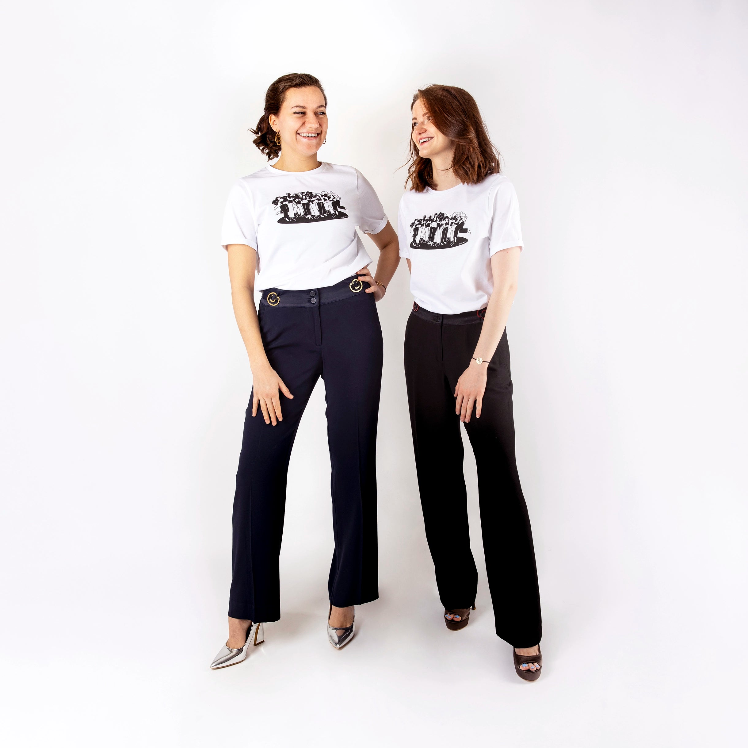 T-shit blanc en coton, illustration de Zoe Bourhis, modèle as you are de la marque ASUR.