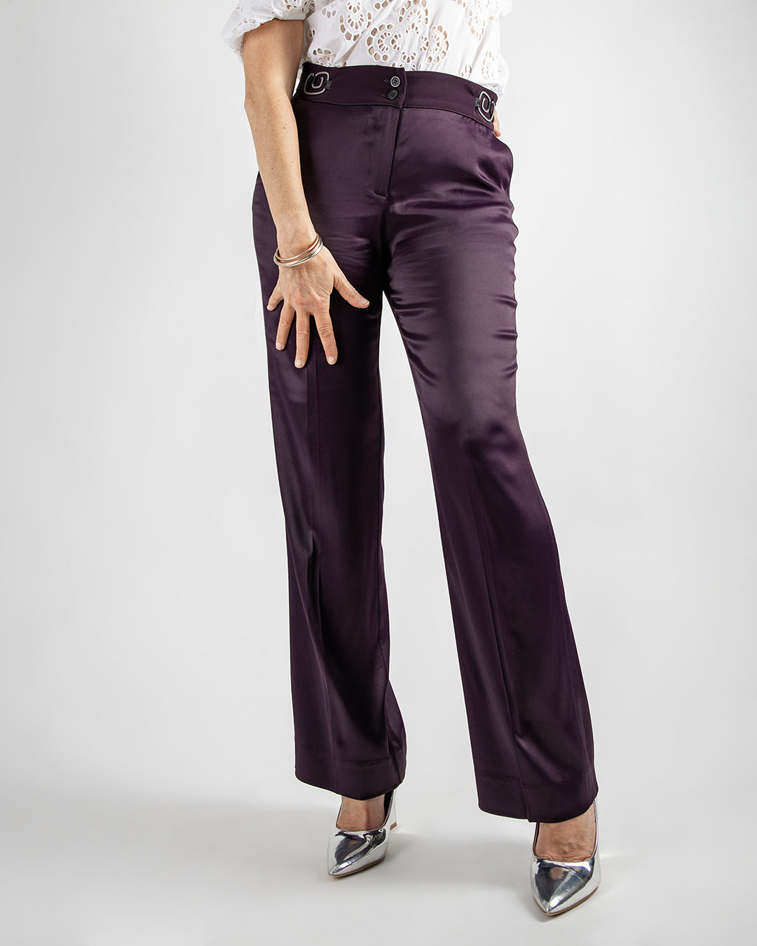 Pantalon ASUR Carmen aubergine violet coupe large droite ajustable confortable 