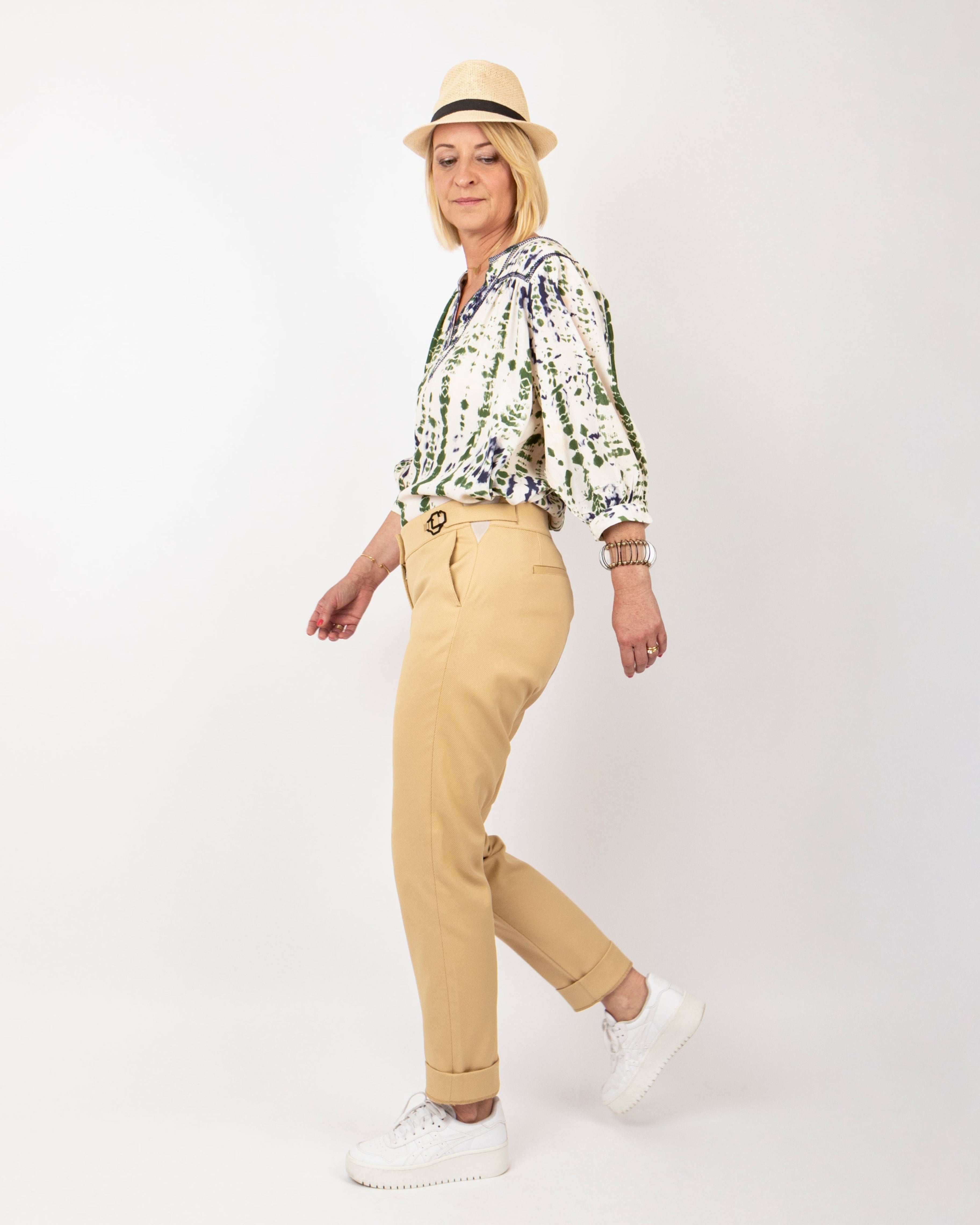 Pantalon ASUR Cyrene sable beige coupe cigarette ajustable